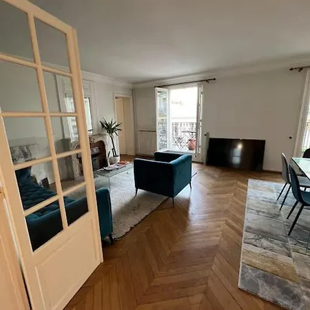 Luxe, Vue Tour Effiel 6p Parigi